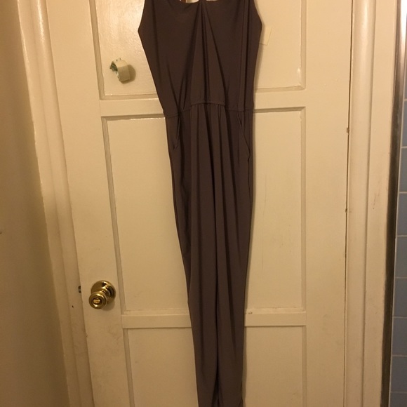 Brown jumpsuits - Picture 2 of 8